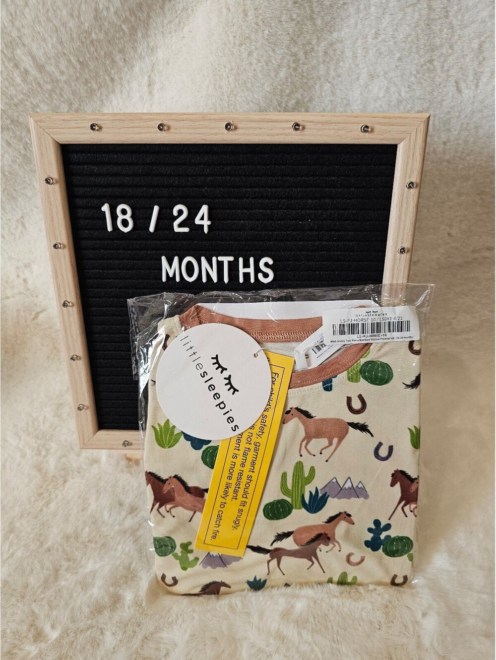 Little sleepies wild horses NIB 2 piece 18/24 months